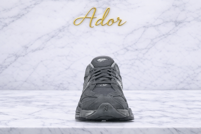 New Balance 9060 Magnet